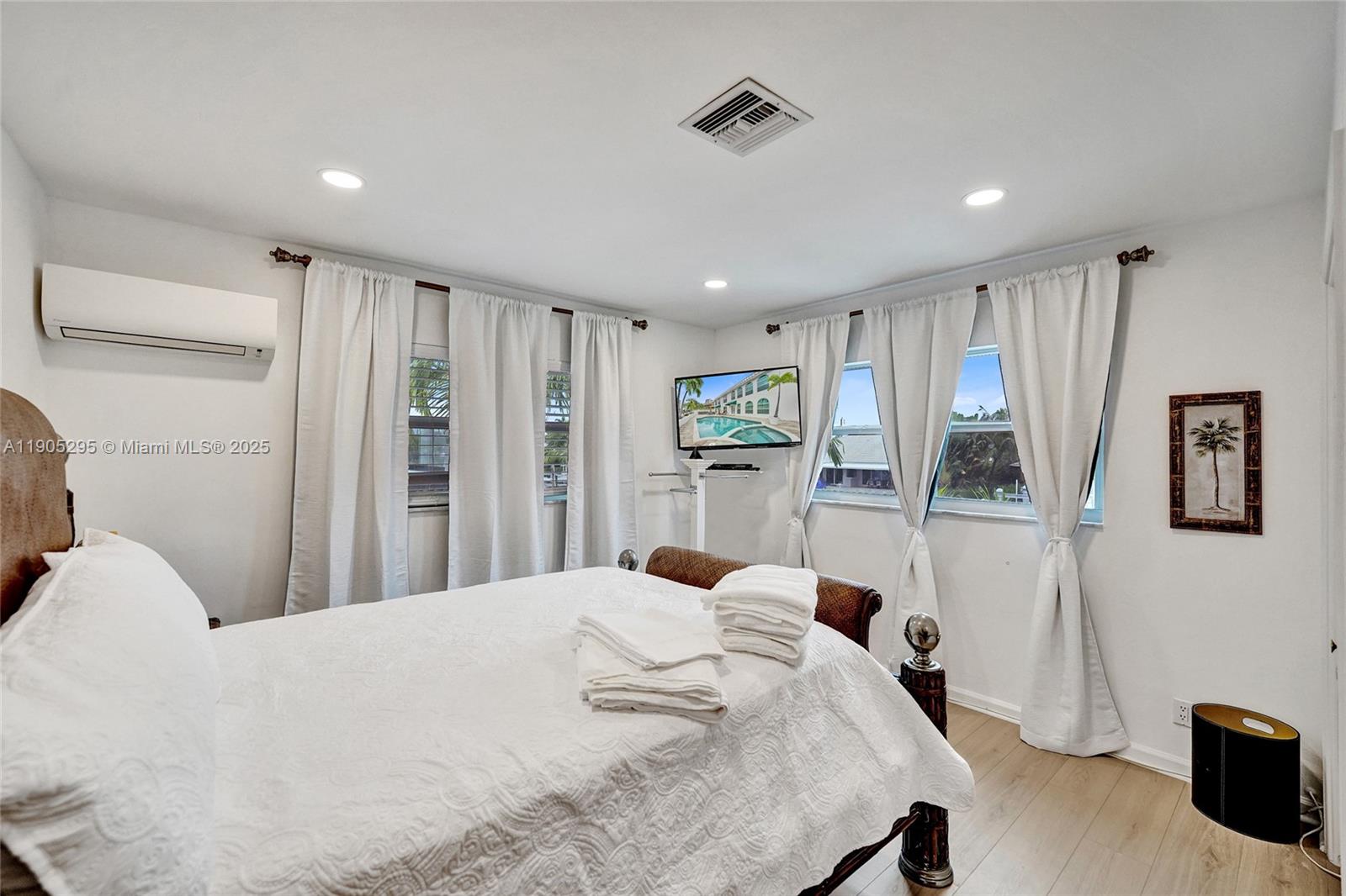 CORAL RIDGE COUNTRY CLUB - Residential Lease