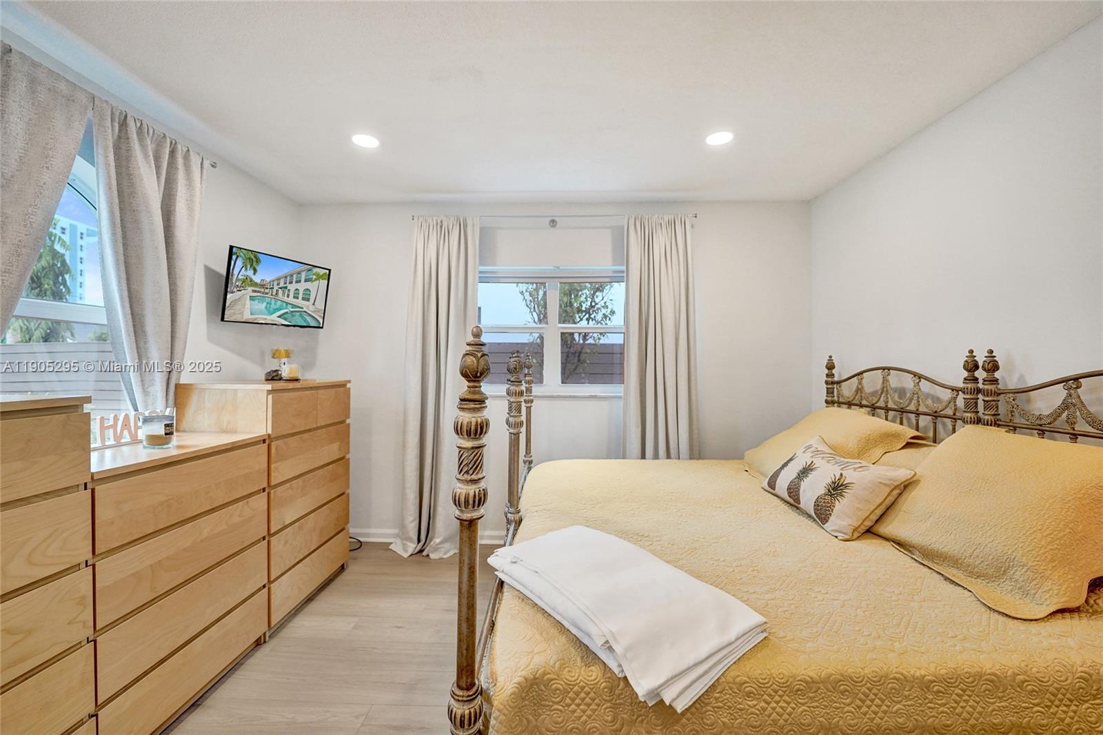 CORAL RIDGE COUNTRY CLUB - Residential Lease