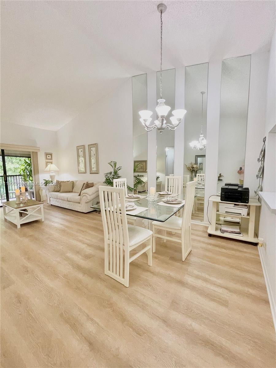 POND APPLE PLACE IV-B CON - Residential