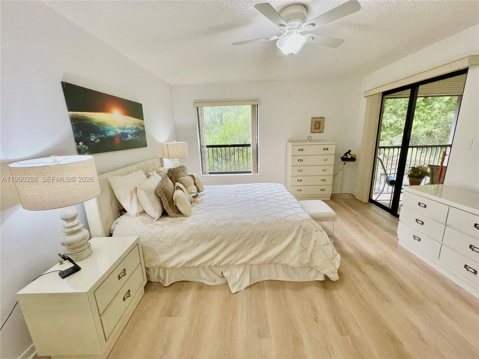 POND APPLE PLACE IV-B CON - Residential