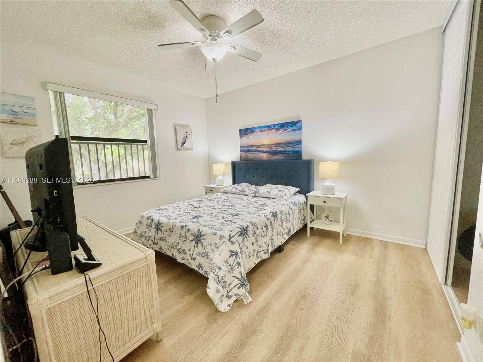 POND APPLE PLACE IV-B CON - Residential