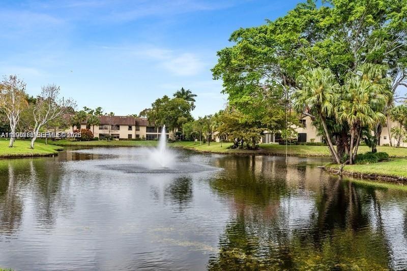 POND APPLE PLACE IV-B CON - Residential