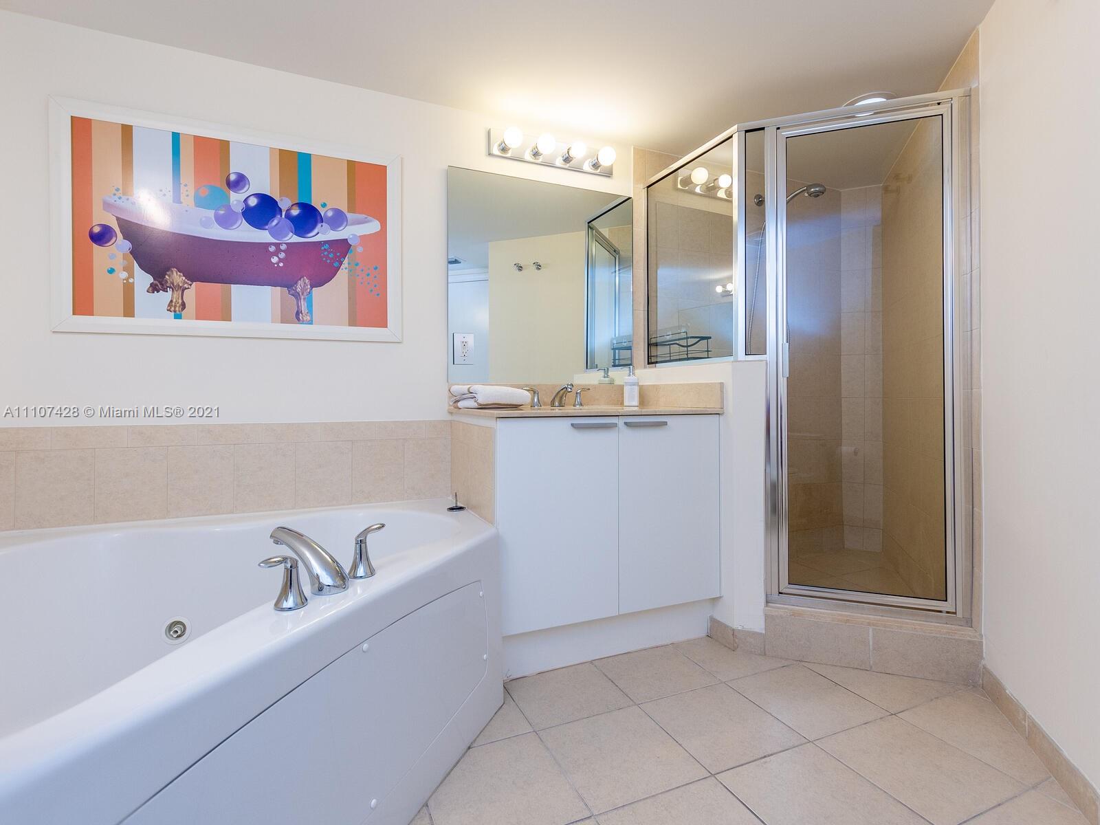 LA PERLA CONDO - Residential Lease