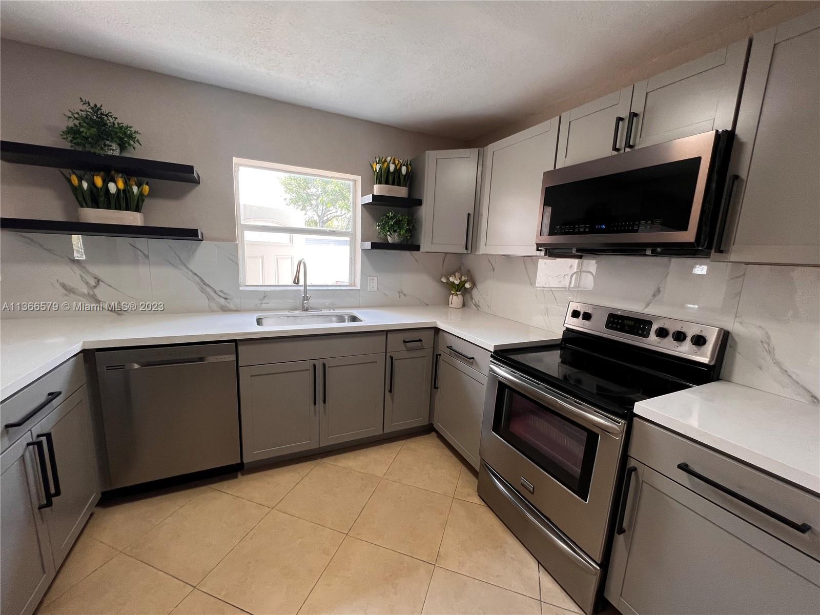 DRIFTWOOD ACRES NO 3 - Residential