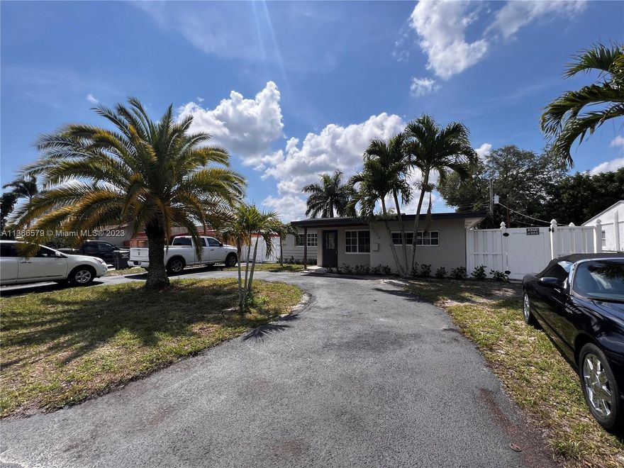 Great single family home for sale a desirable Driftwood Acres community Hollywood. Fully renovated with brand new roof, exterior and interior paint, beautiful tile throughout, quart countertops, stainless steel appliances, brand new bathrooms, new landscaping and much more. Oversized fenced-in back yard with plenty of space to park boat and or RV. Circular driveway provides ample parking. Easy to show on lockbox.