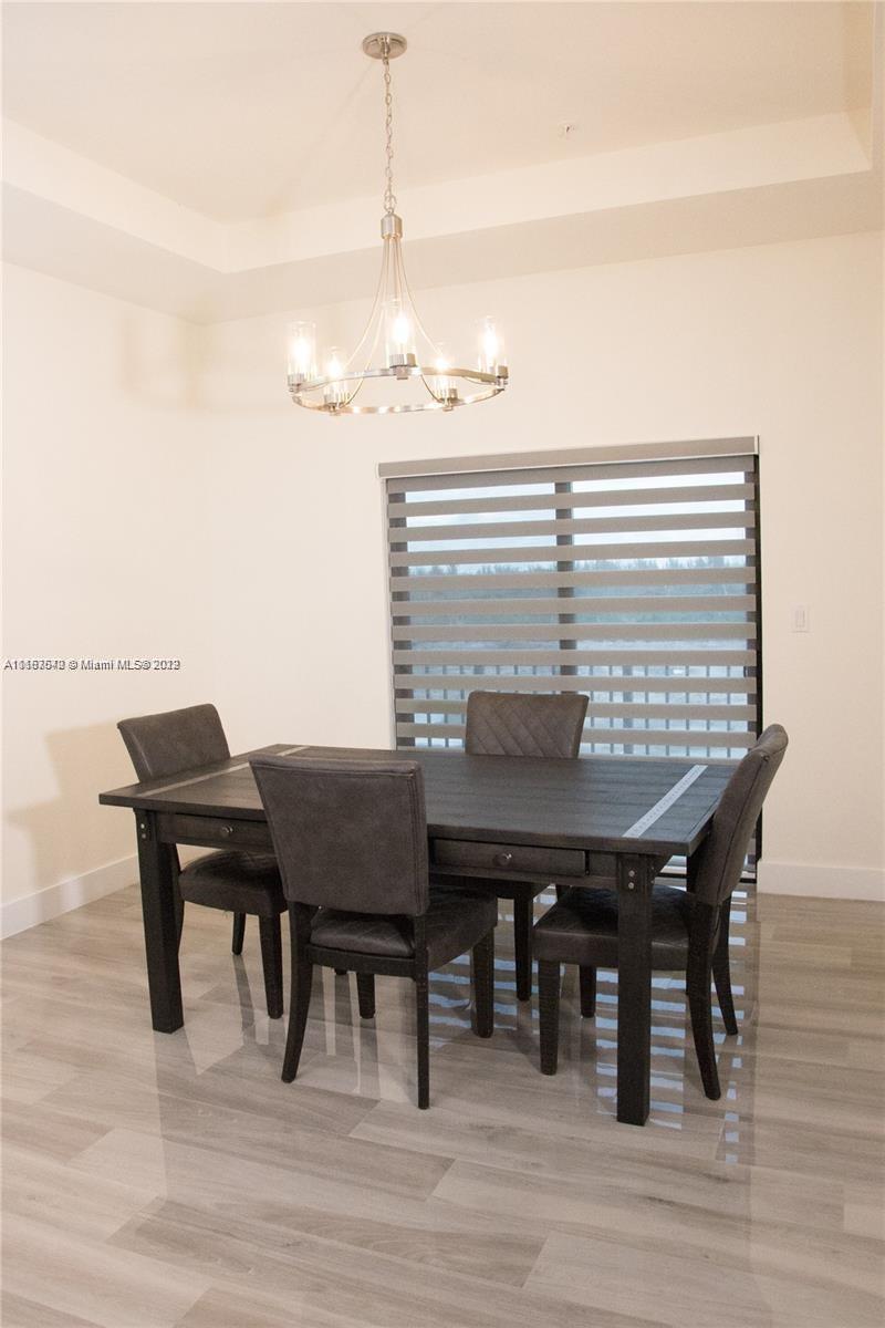 APEX AT PARK CENTRAL COND - Residential Lease