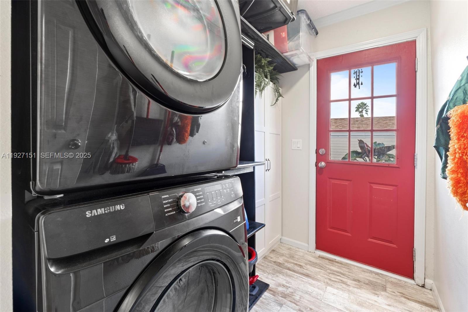 GOLD COASTER TRAILER PARK - Residential