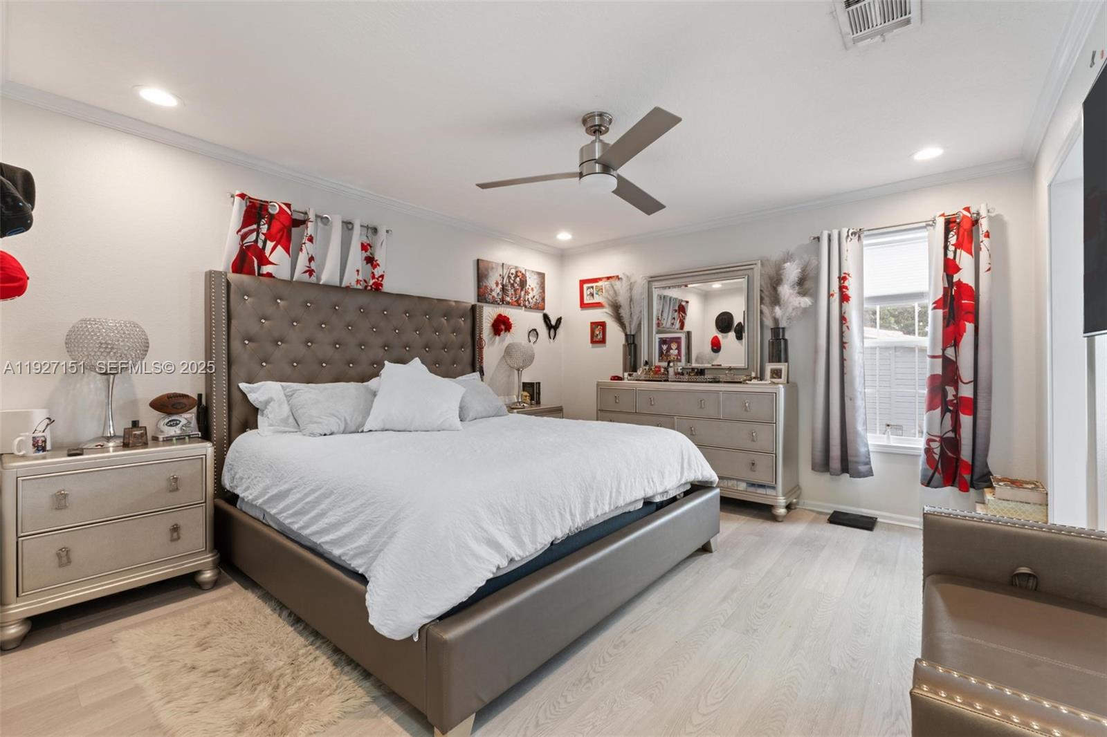 GOLD COASTER TRAILER PARK - Residential