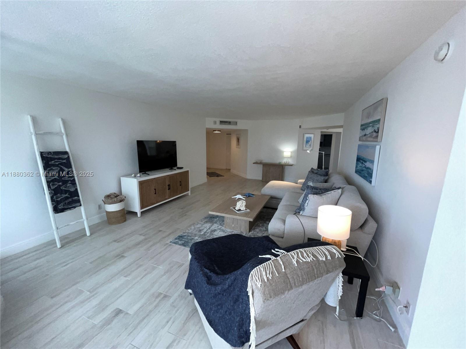 CLARIDGE CONDO - Residential Lease