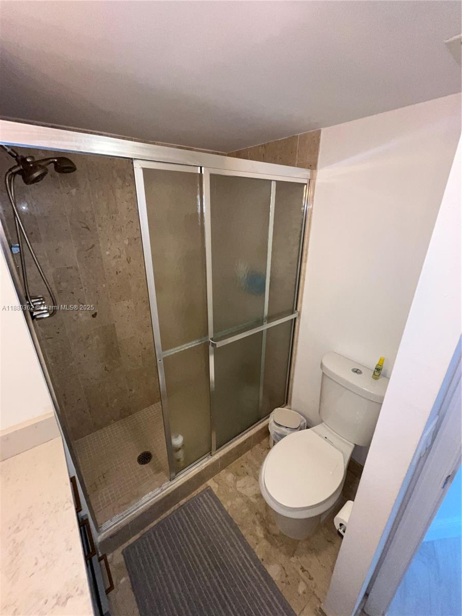 CLARIDGE CONDO - Residential Lease