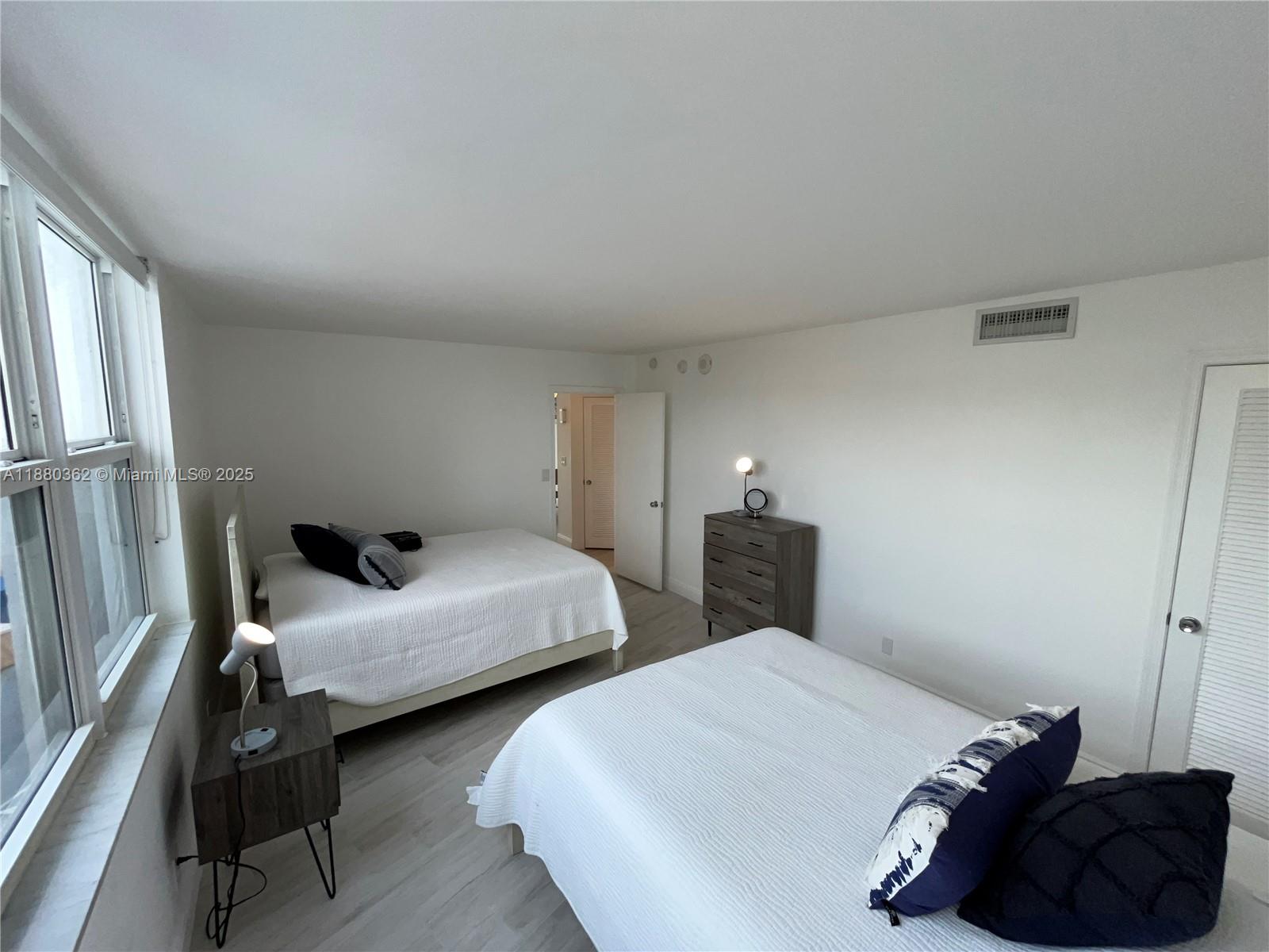 CLARIDGE CONDO - Residential Lease