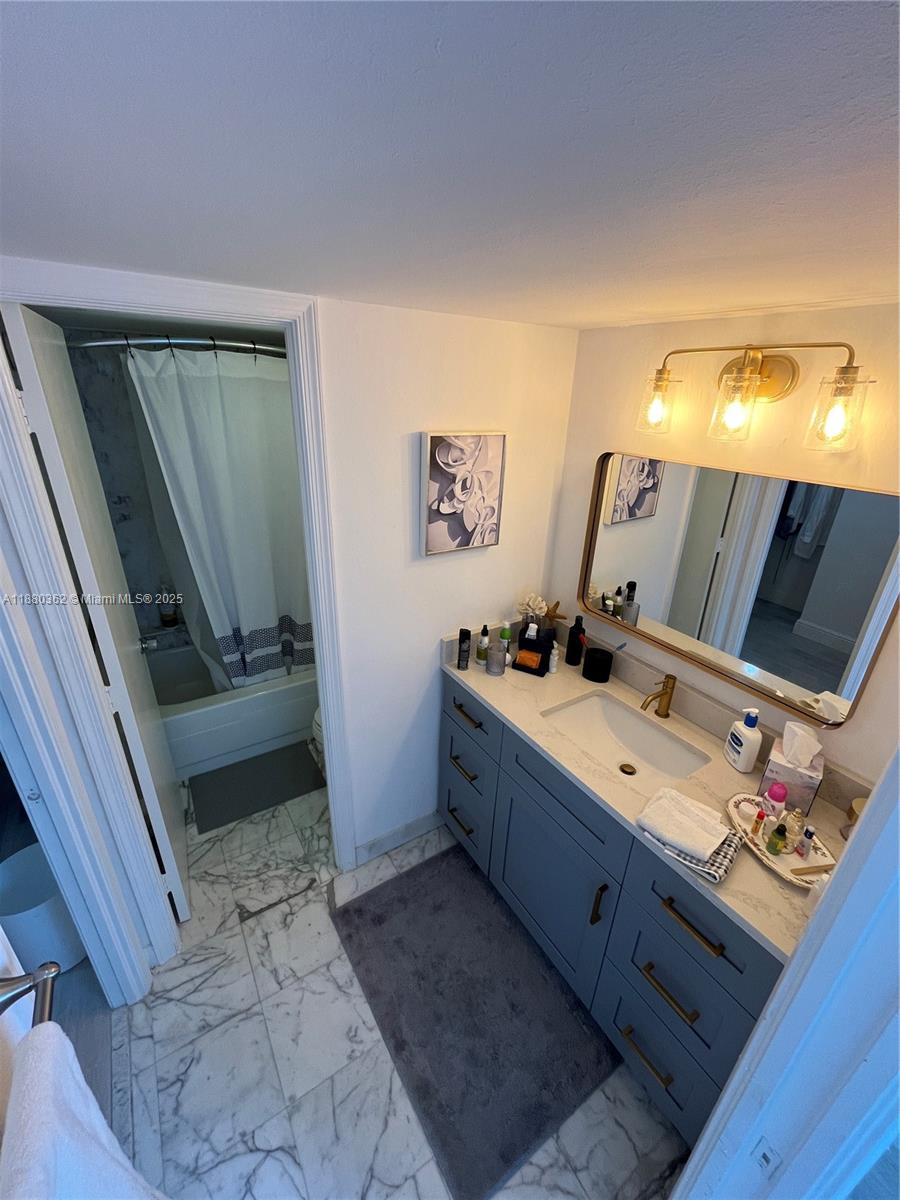 CLARIDGE CONDO - Residential Lease