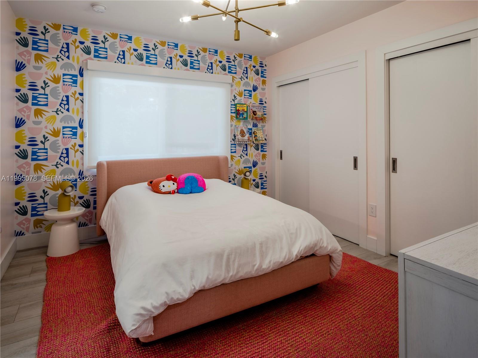 SNAPPER CREEK VILLAGE AMD - Residential