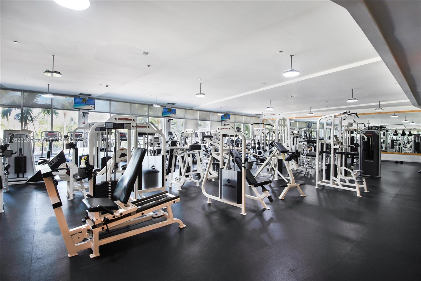 MIRADOR 1000 CONDO - Residential