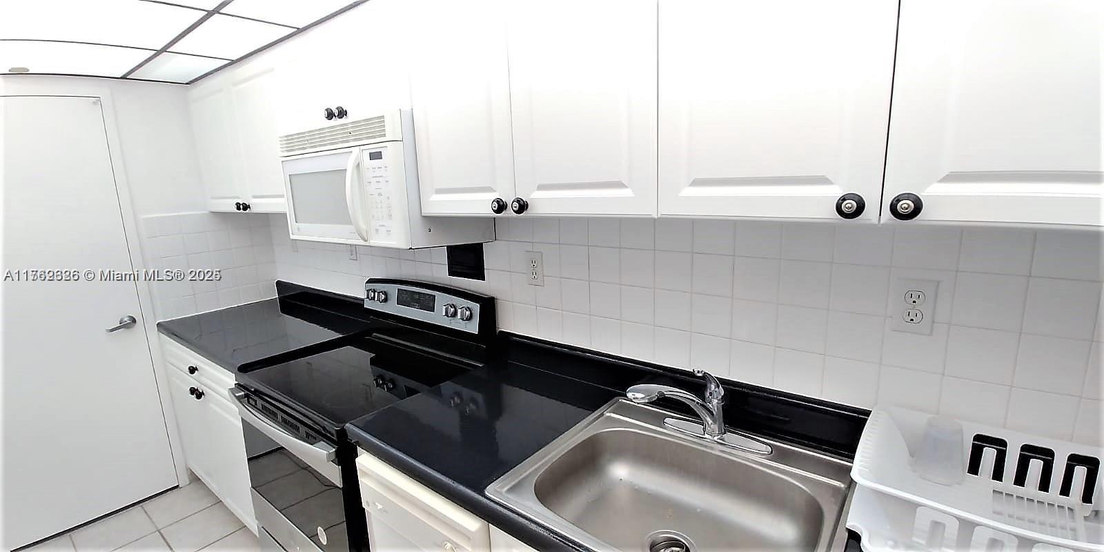 MIRADOR 1000 CONDO - Residential