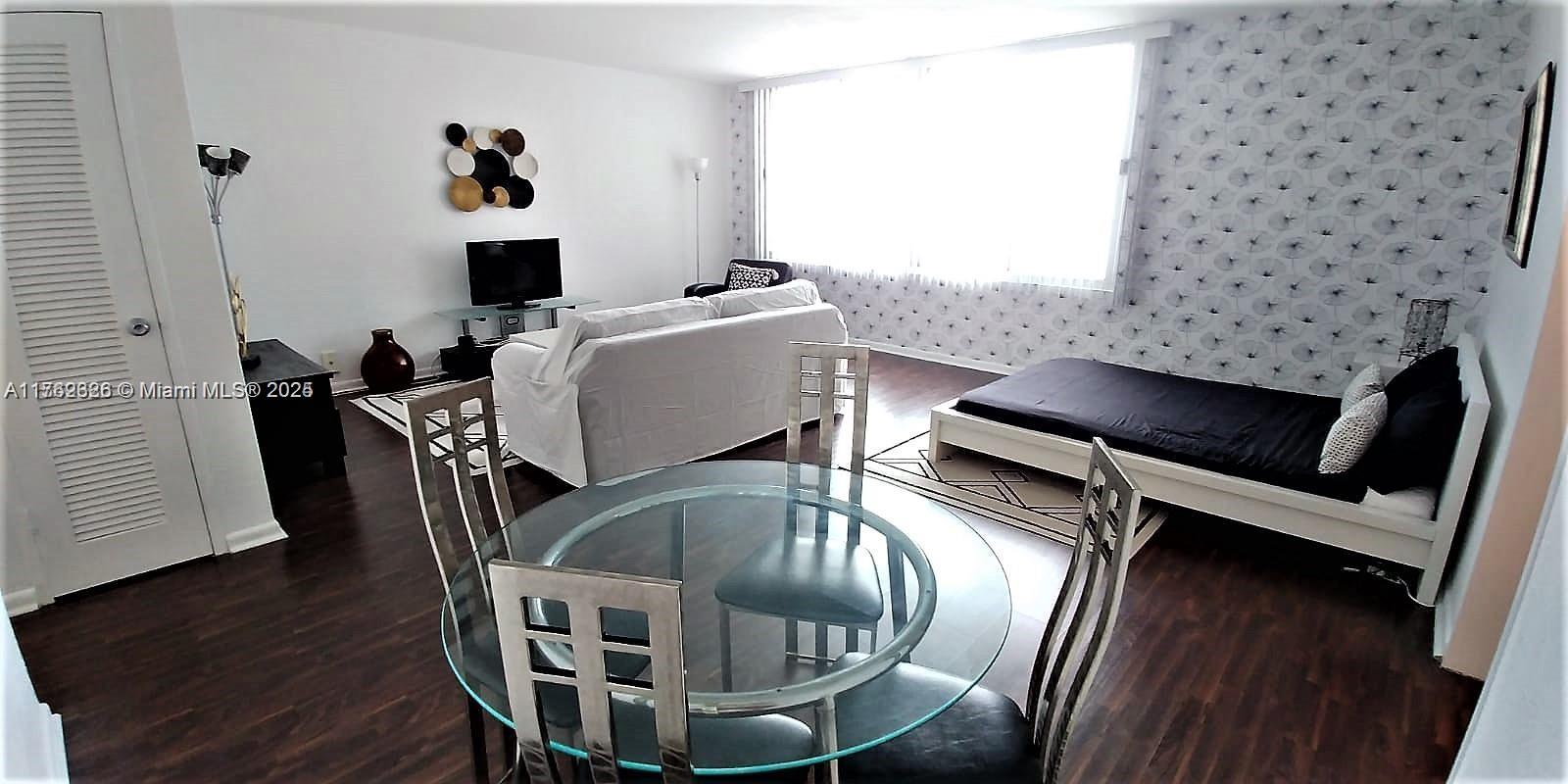 MIRADOR 1000 CONDO - Residential