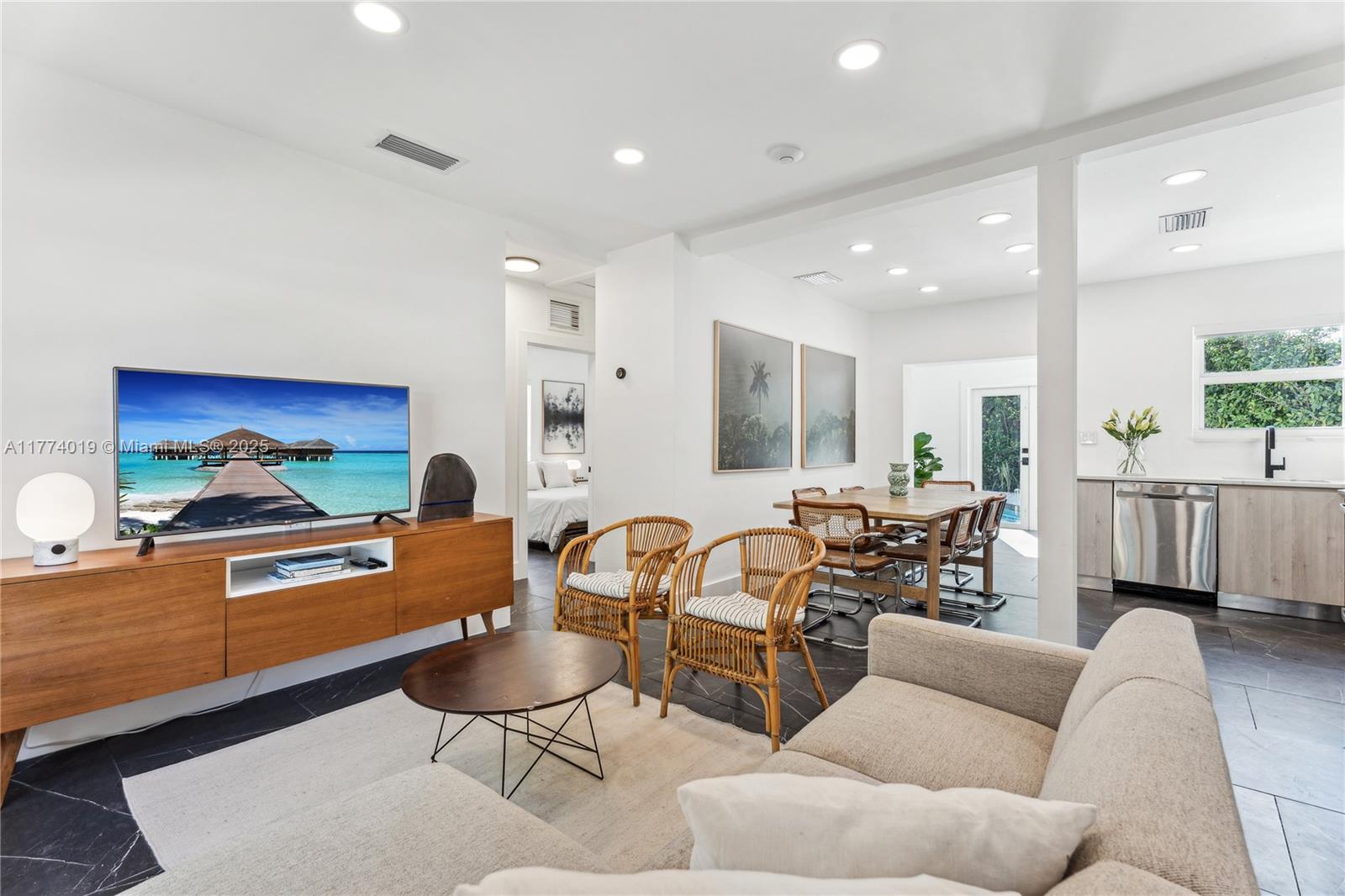 BRICKELL ESTATES - Residential