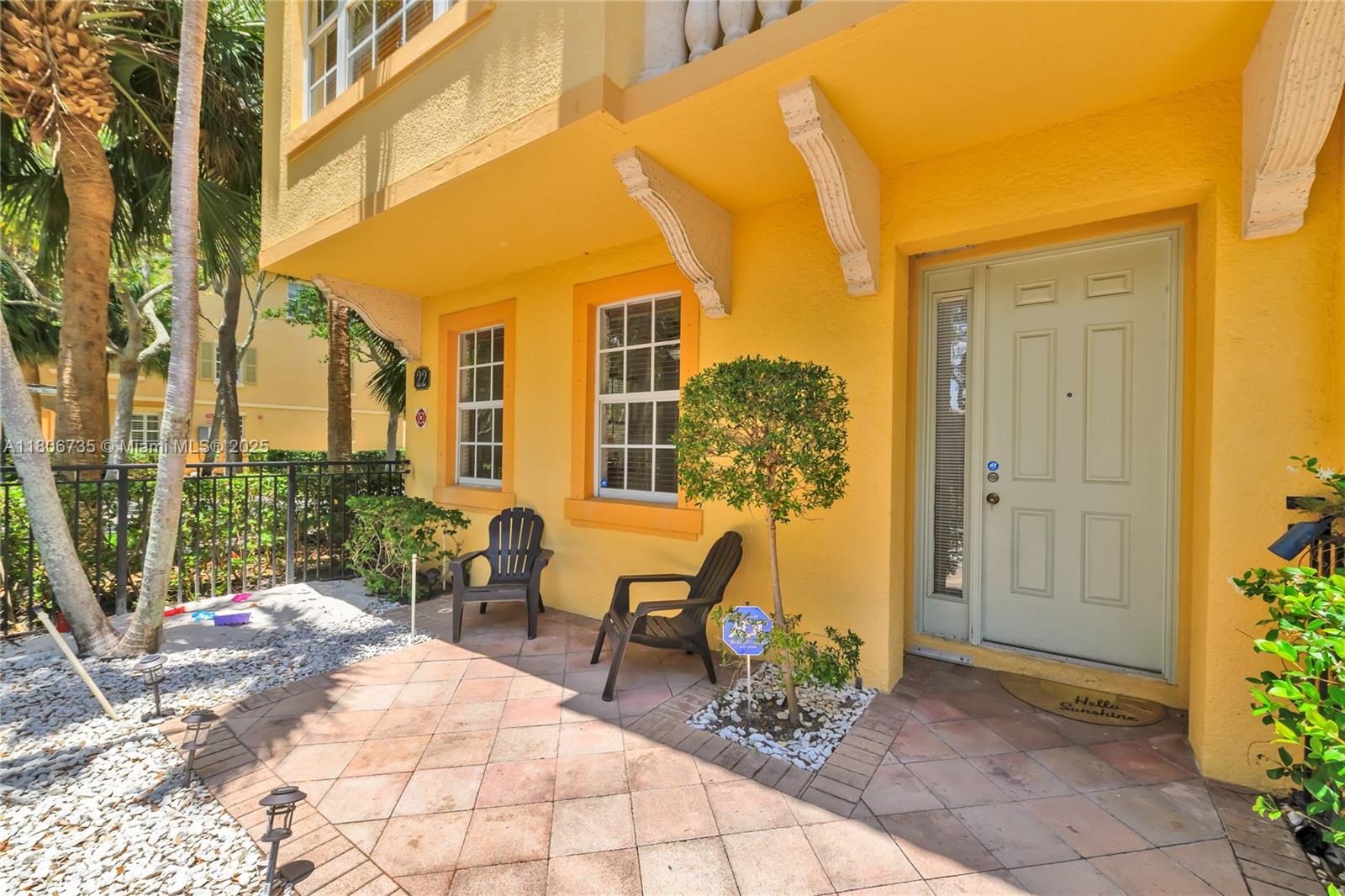 HARBOUR OAKS - Residential Lease