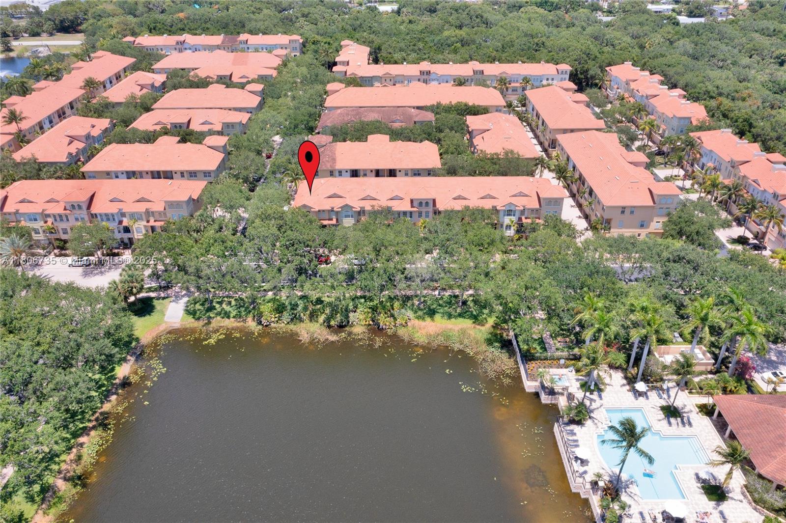 HARBOUR OAKS - Residential Lease