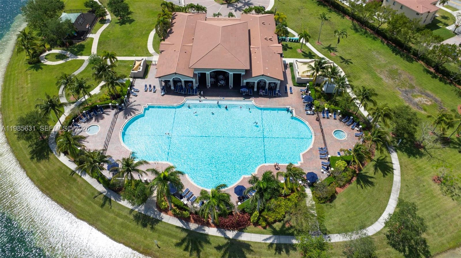 LAKES BY THE BAY GEE - Residential