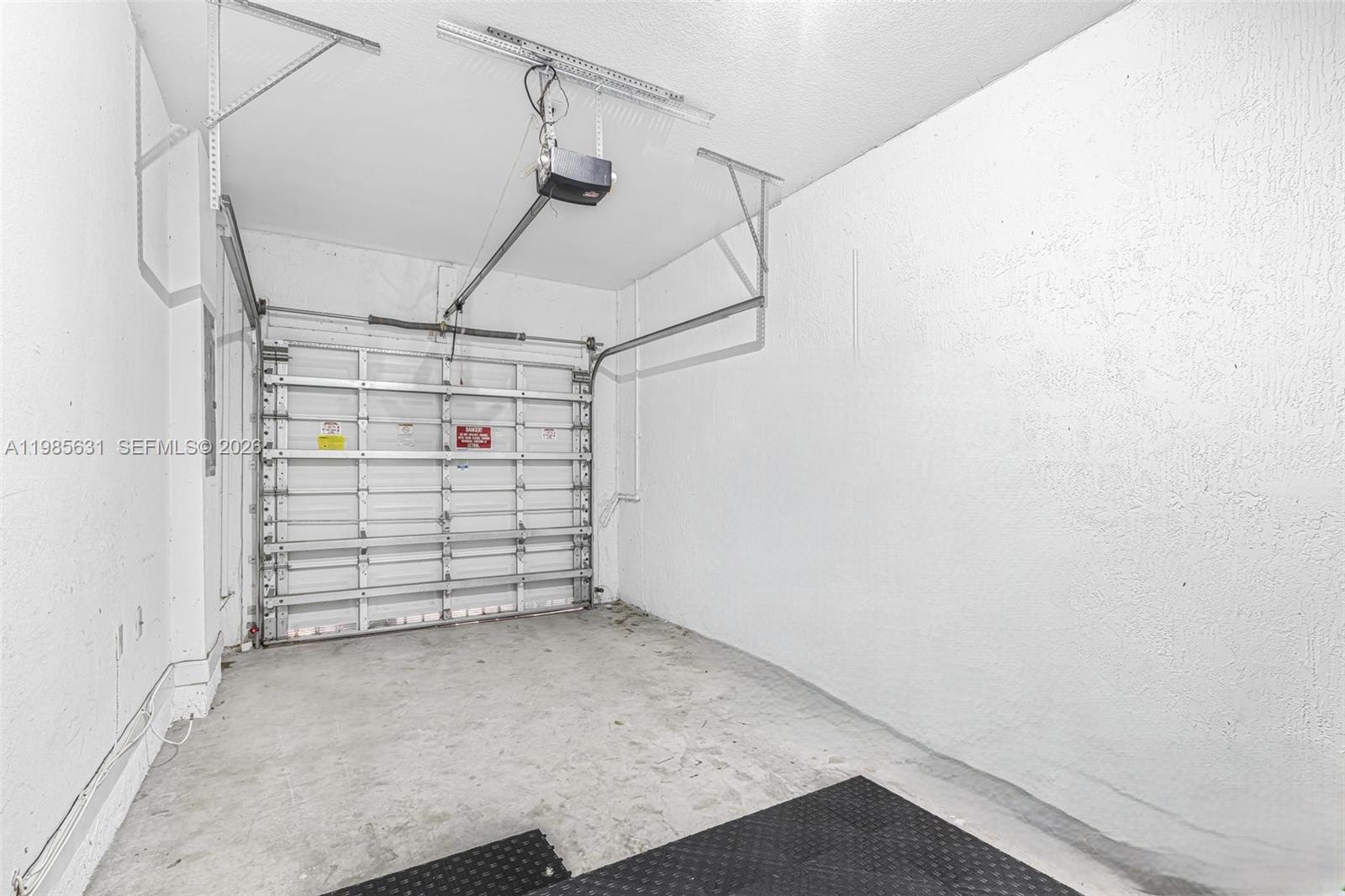 LAKES BY THE BAY GEE - Residential