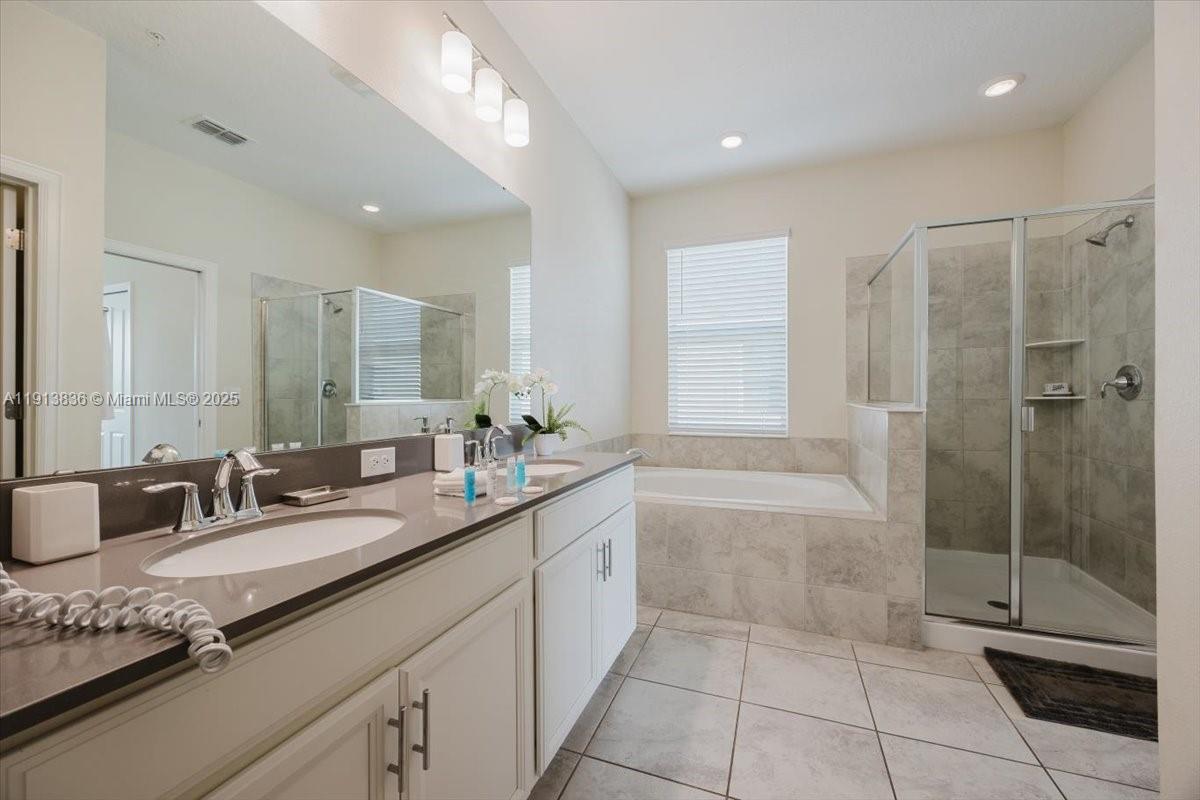 CHAMPIONSGATE PH 19 - Residential