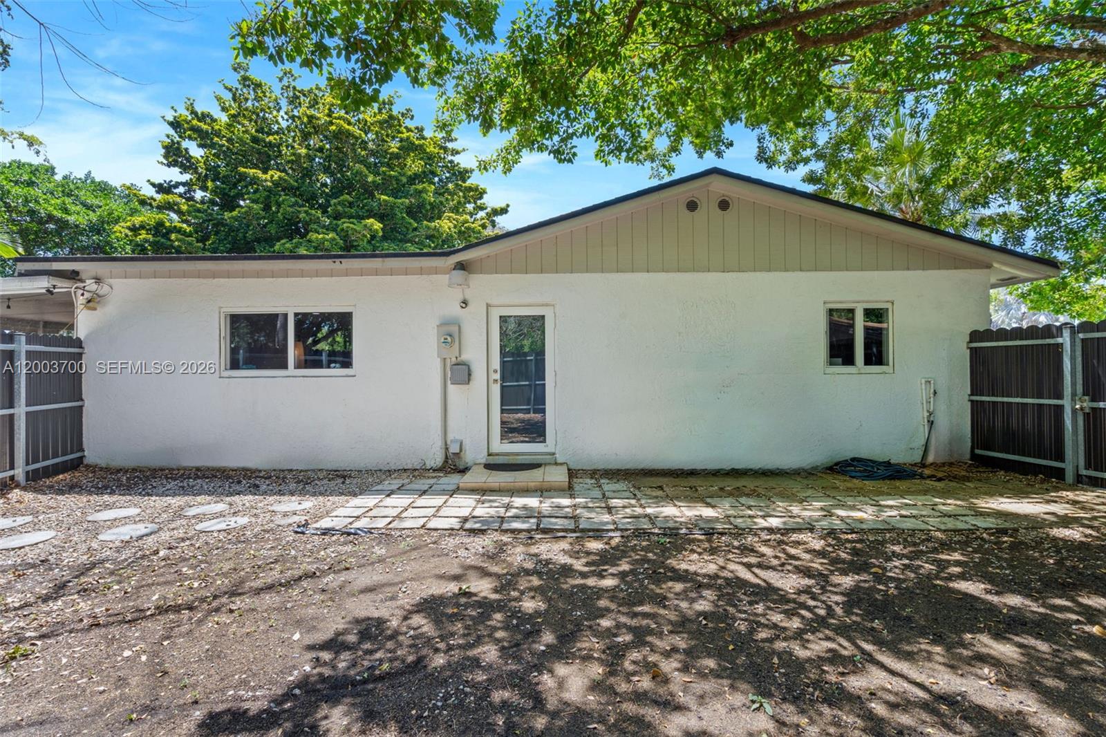 HOMESTEAD LAKES FARMLIFE - Residential