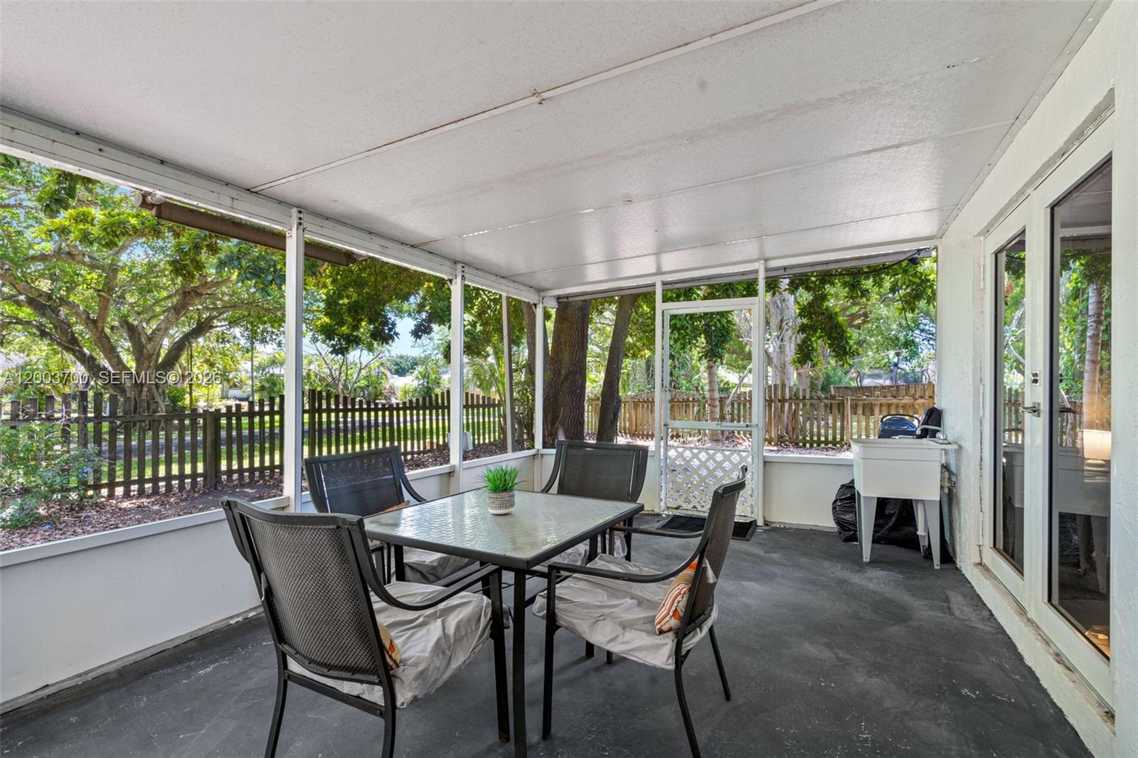 HOMESTEAD LAKES FARMLIFE - Residential