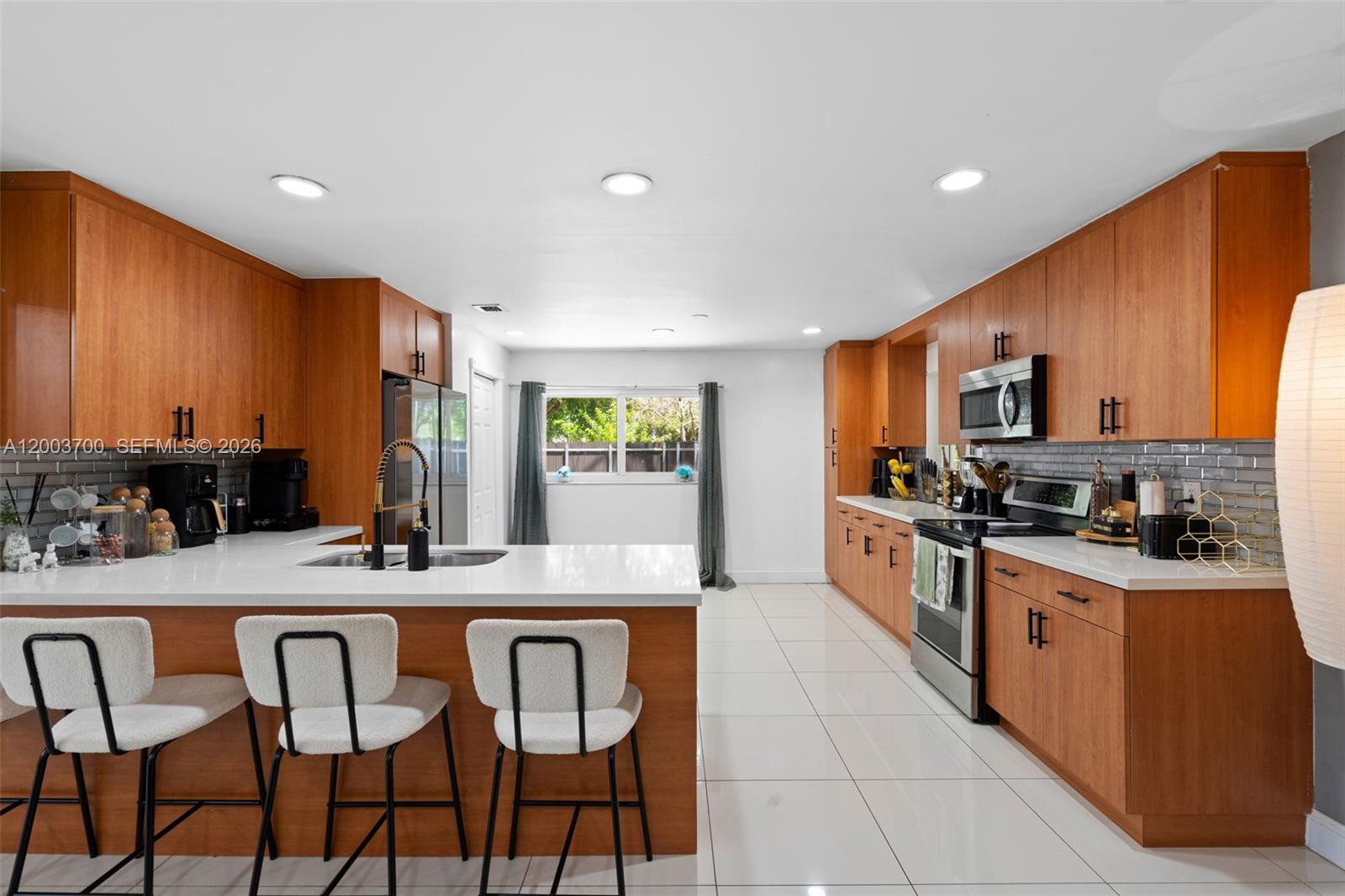 HOMESTEAD LAKES FARMLIFE - Residential