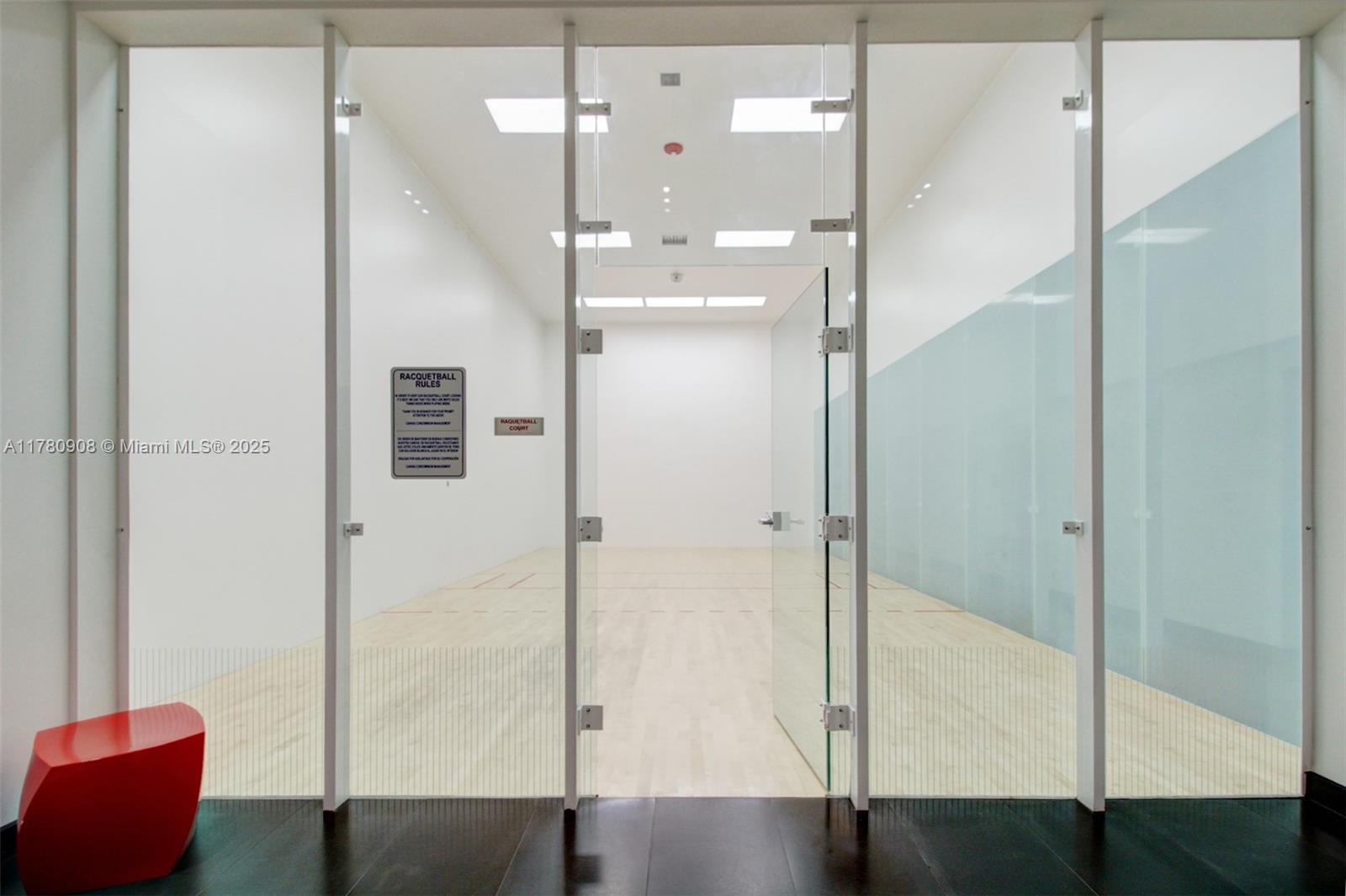 CANVAS CONDO - Residential Lease