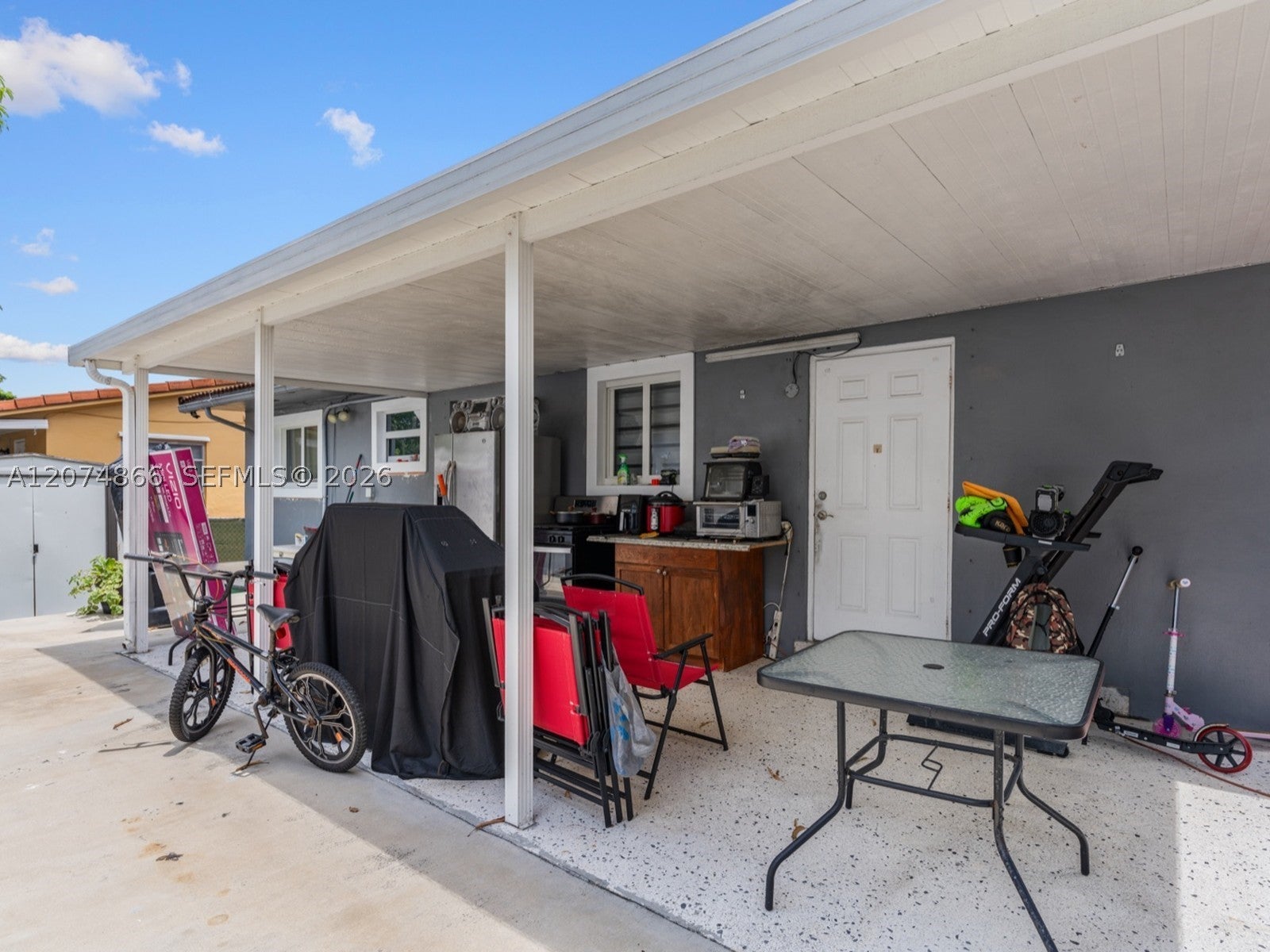 740 NW 32nd Ct