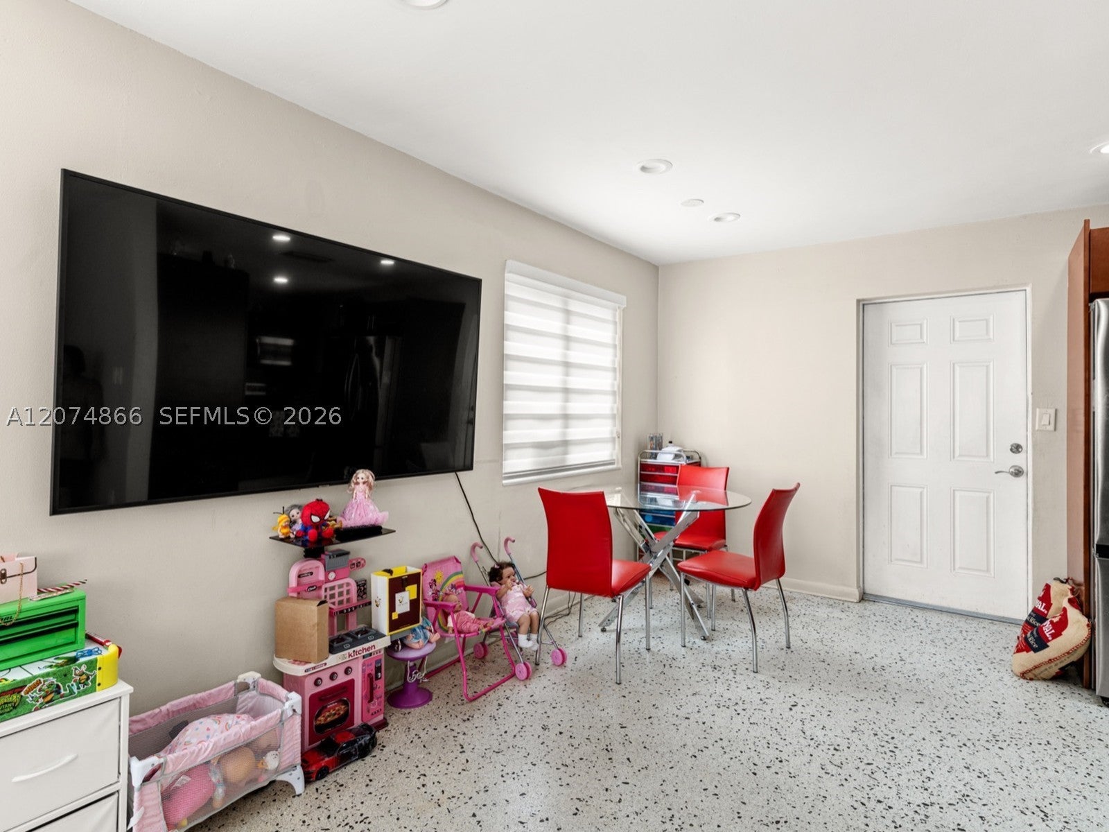 740 NW 32nd Ct