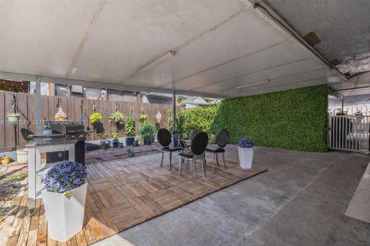 MONACO ESTATES 1ST ADDN - Residential