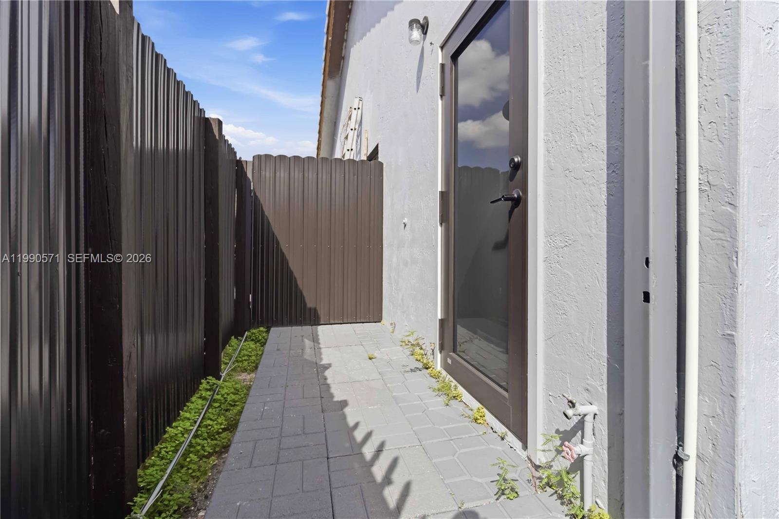 MONACO ESTATES 1ST ADDN - Residential