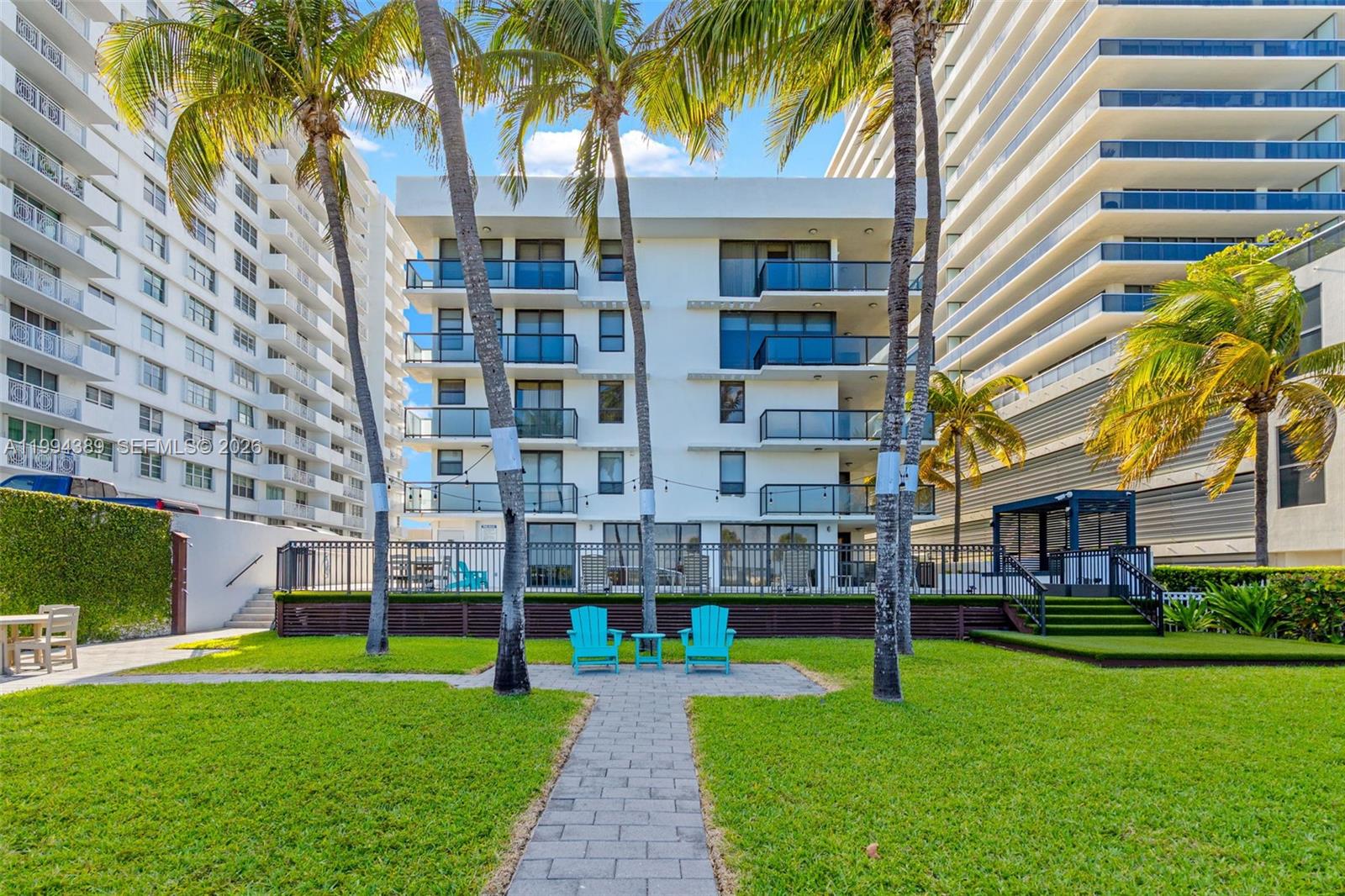 THE SURF CONDO - Residential Lease