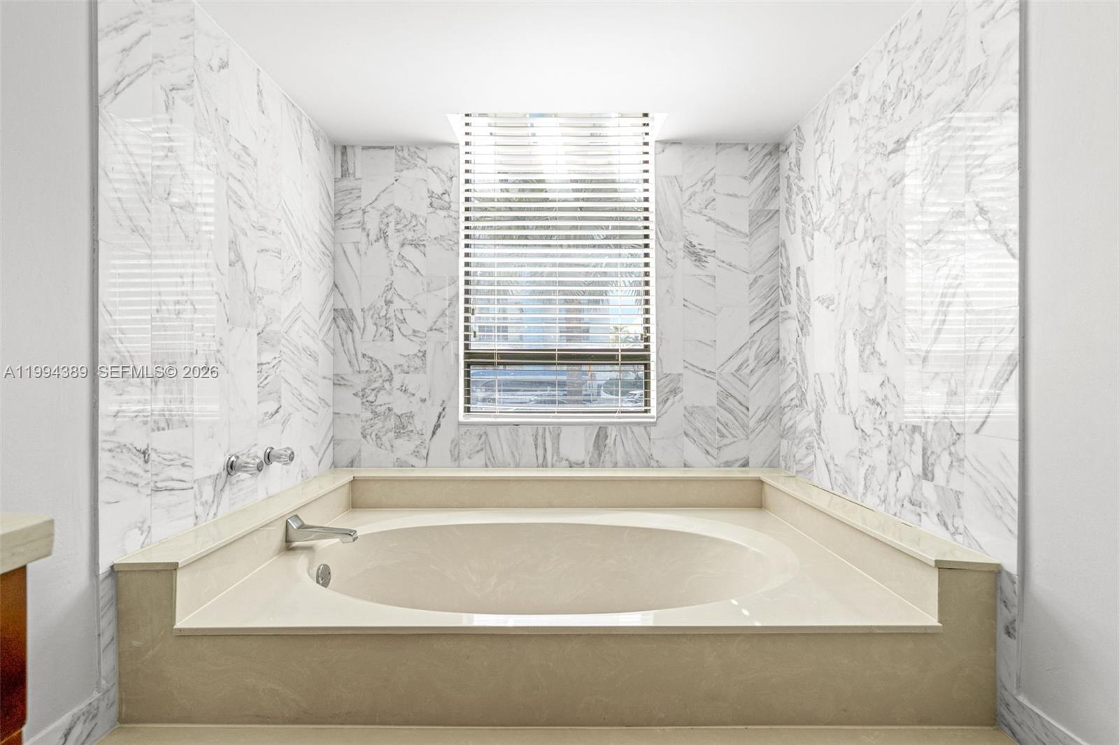 THE SURF CONDO - Residential Lease