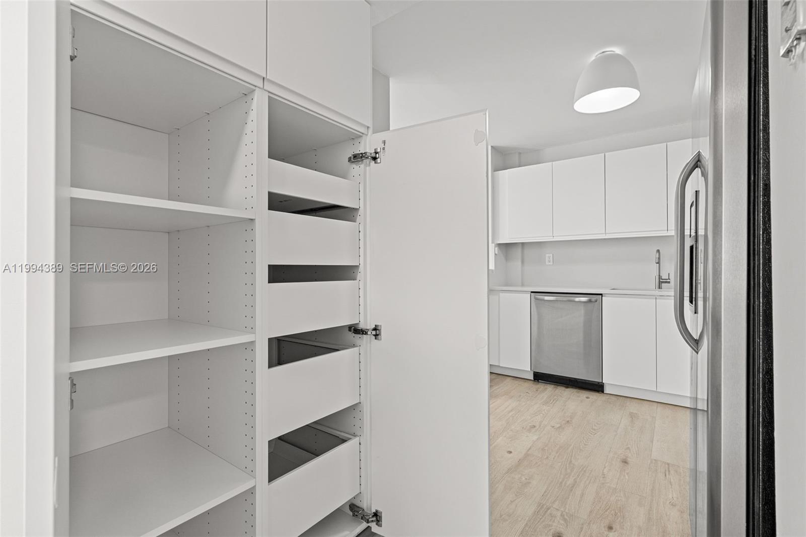 THE SURF CONDO - Residential Lease