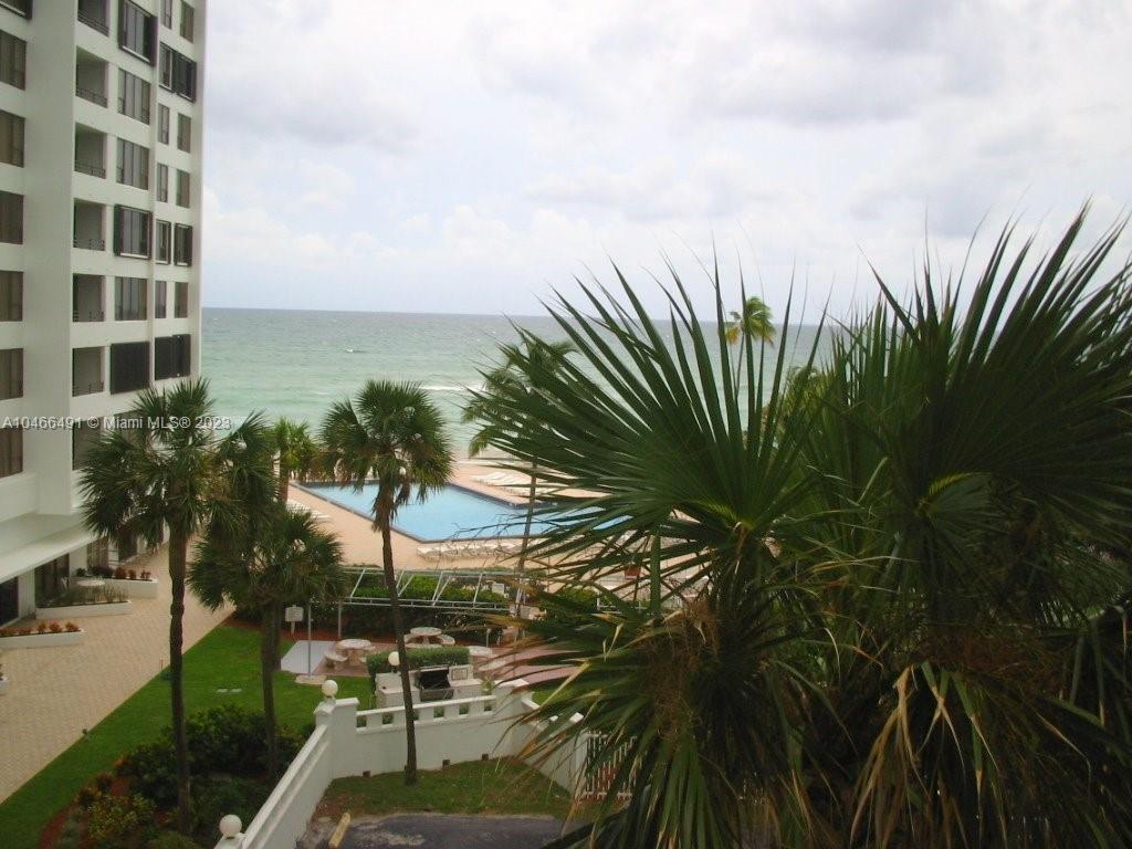 ALEXANDER TOWERS CONDO - Residential Lease