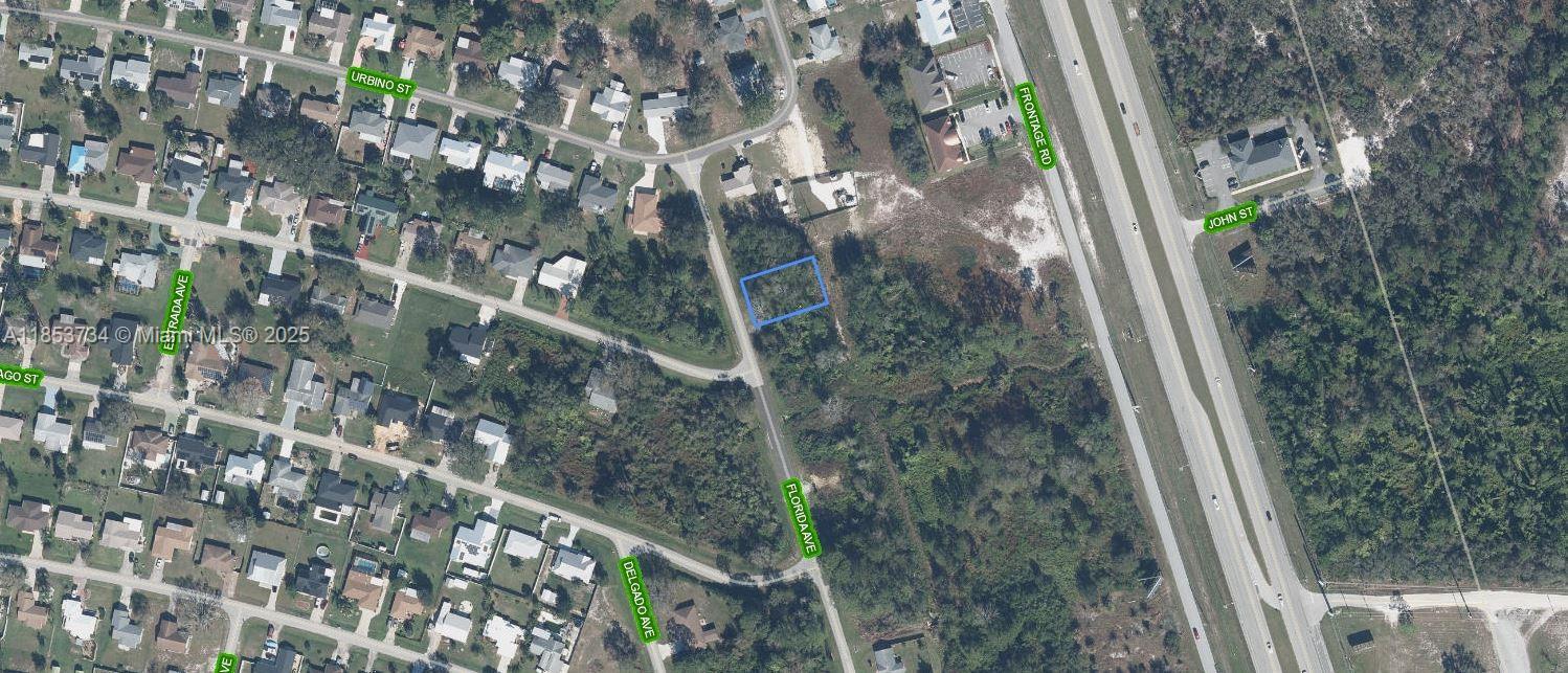 OWNER WILL FINANCE!!! $3000 DOWN 453.45/MONTH FOR 60 MONTHS AT 7% INTREST. Sun N Lakes community, a perfect place to build your dream home in which to raise your kids or retire. The Sun N Lakes community offers 2 18-Hole championship golf courses, restaurant, clubhouse, gym, playground, community pool, splash pad, community center, fitness center, pickle ball, and tennis. Sebring is centrally located 1.5 hours from Disney, 1.5 hours from Tampa and 1.45 hours from Ana Maria Island Beaches. Located close to Advent health and Sun N Lake Elementary. Lots are going quickly! Come check it out today!
