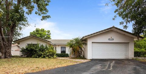 4060 NW 115th Ave, Coral Springs, FL 33065 - #: A11588608