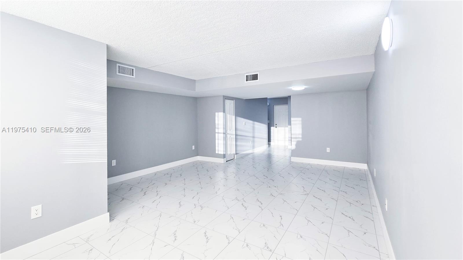 MIRASSOU CONDO - Residential Lease