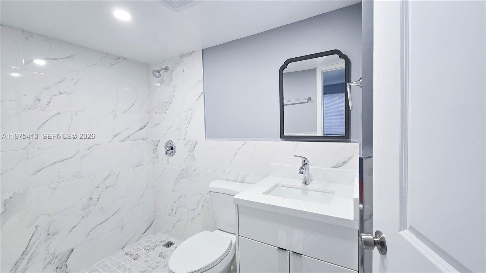 MIRASSOU CONDO - Residential Lease