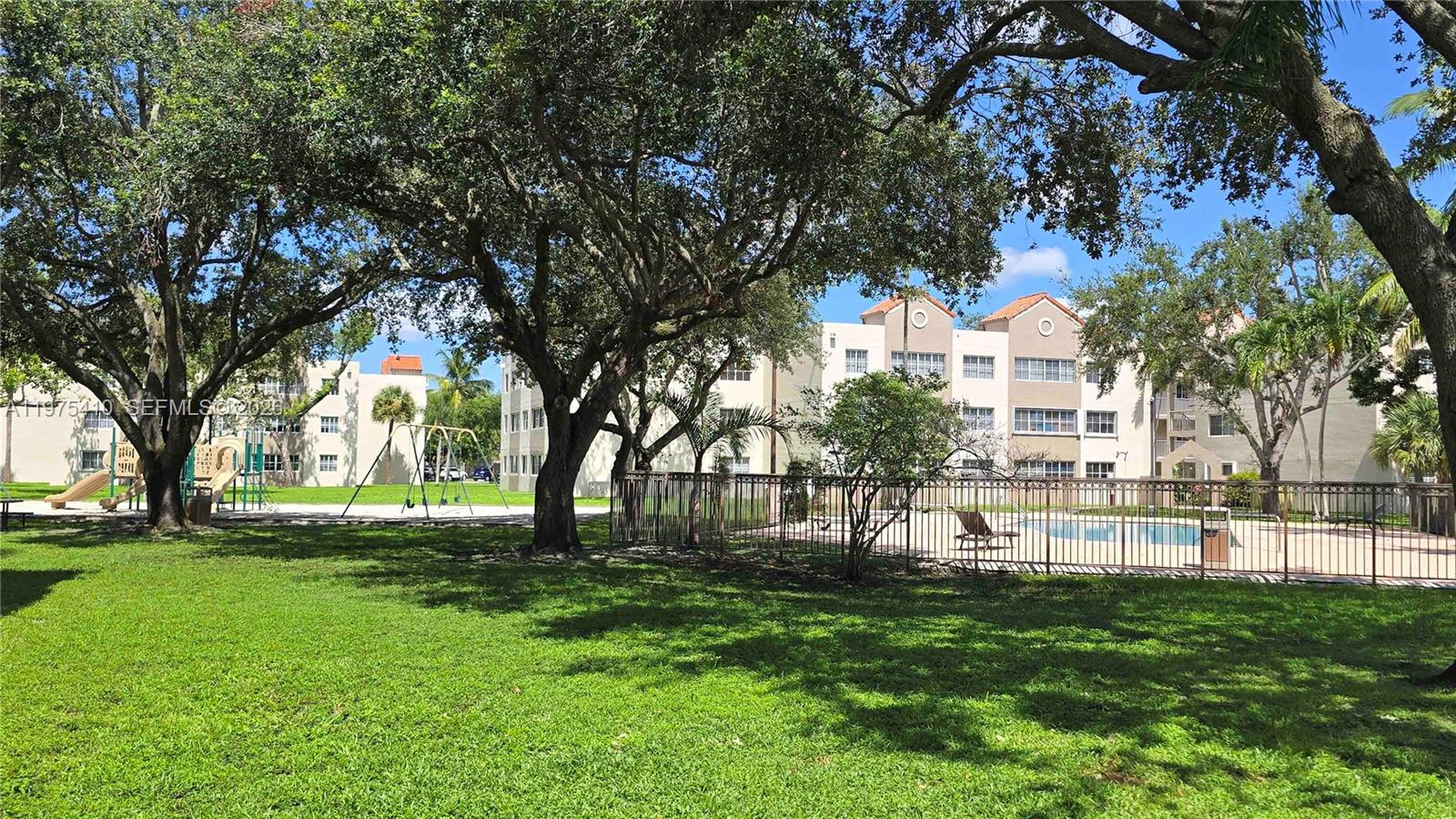 MIRASSOU CONDO - Residential Lease