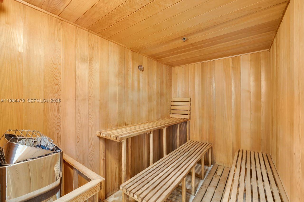 PARK PLACE CONDO - Residential