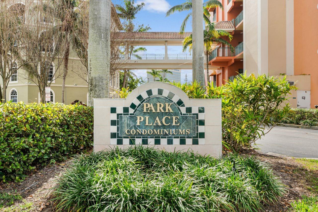 PARK PLACE CONDO - Residential