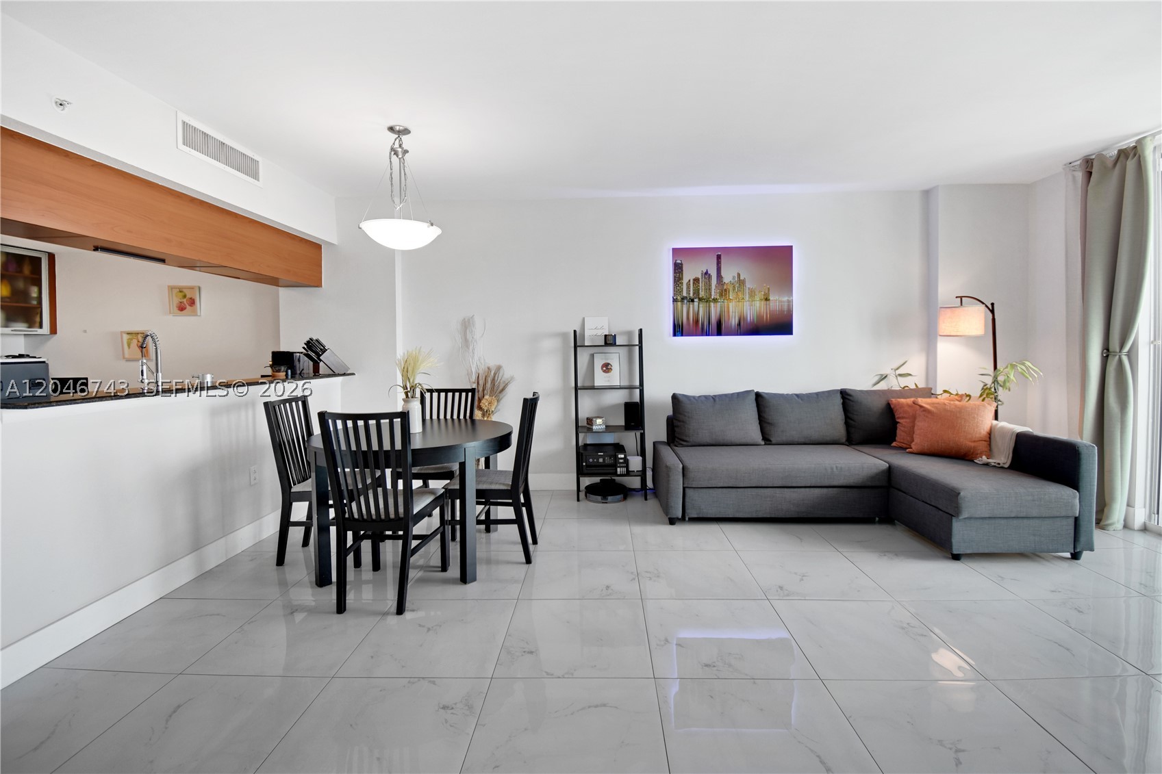 1800 N Bayshore Dr 4106