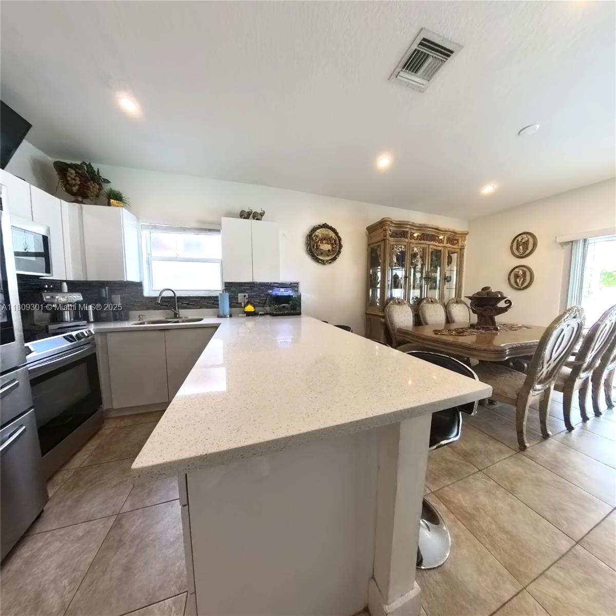 Acreage & Unrec - Residential