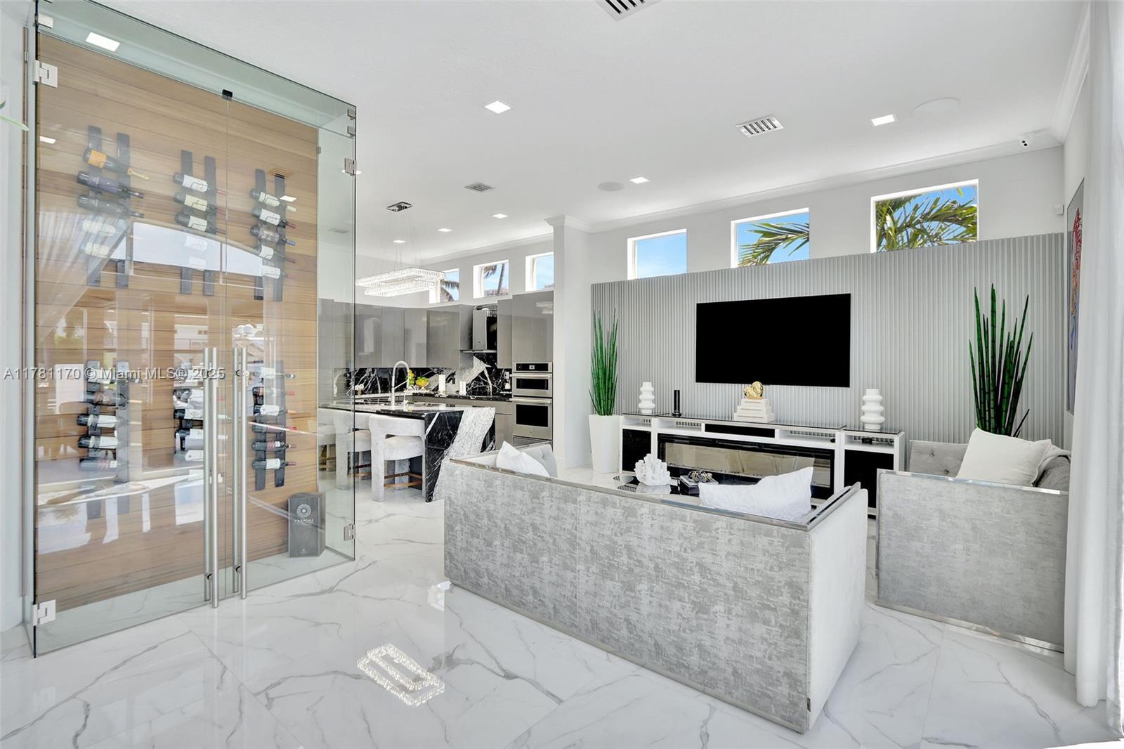 EASTERN SHORES 1ST ADDN - Residential