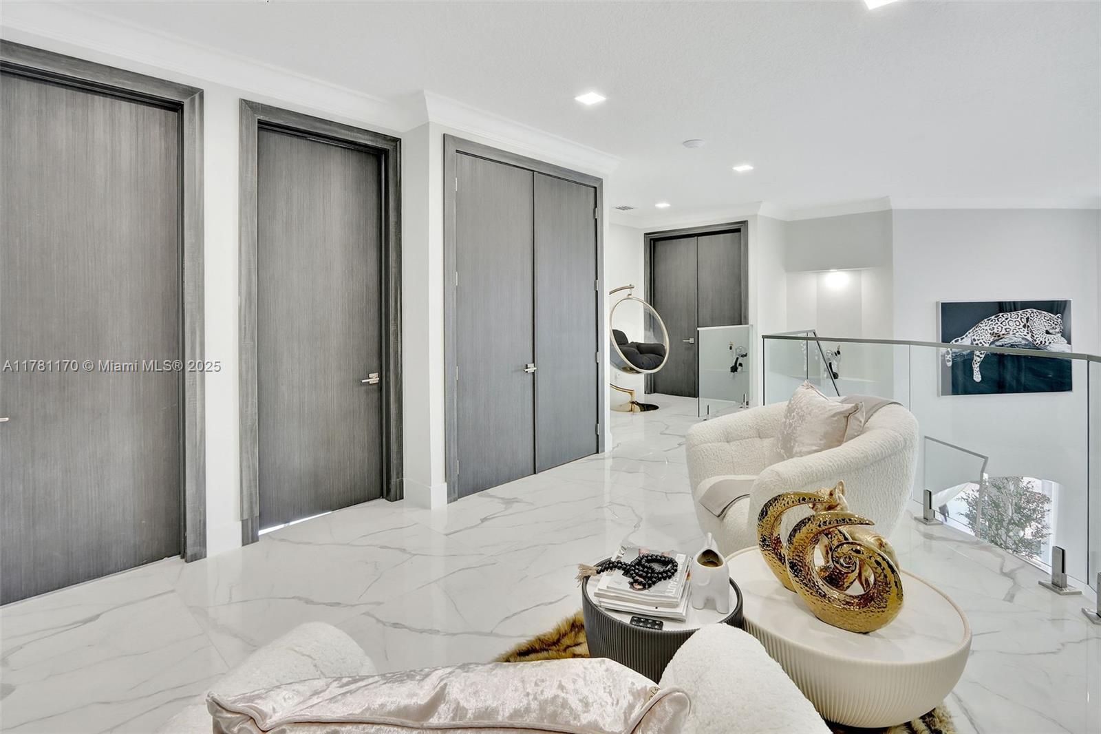 EASTERN SHORES 1ST ADDN - Residential