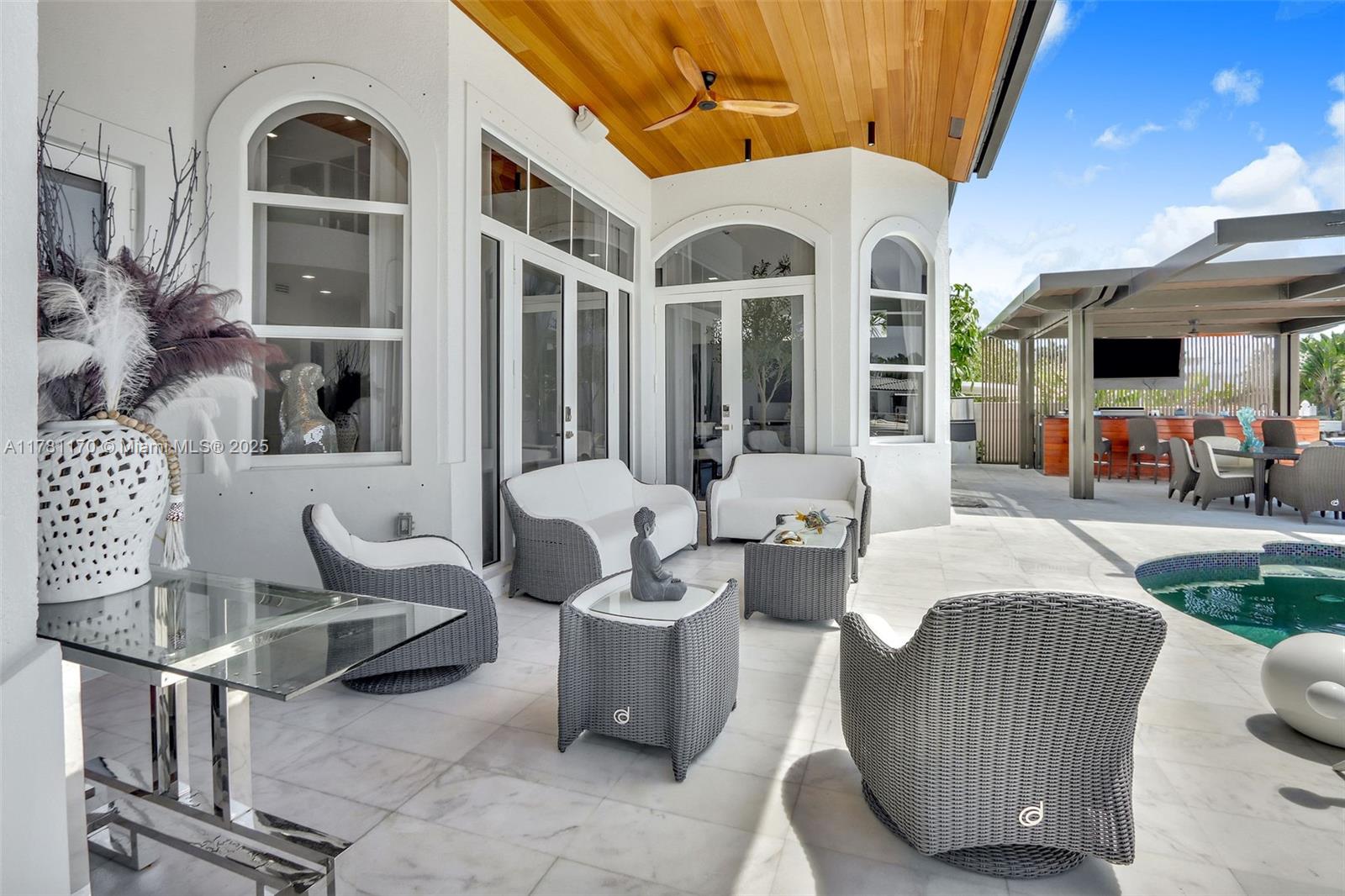 EASTERN SHORES 1ST ADDN - Residential